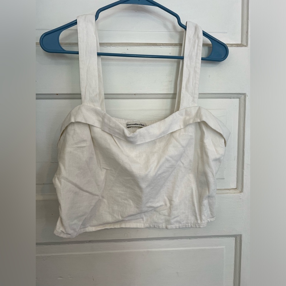 Large Abercrombie and Fitch linen top.